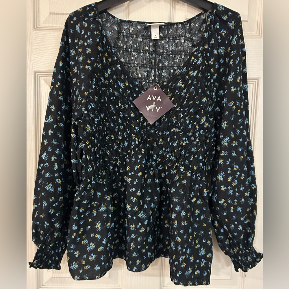 NWT Ava & Viv Black Floral Smocked Peplum Blouse Top Puff Sleeve Target Size X